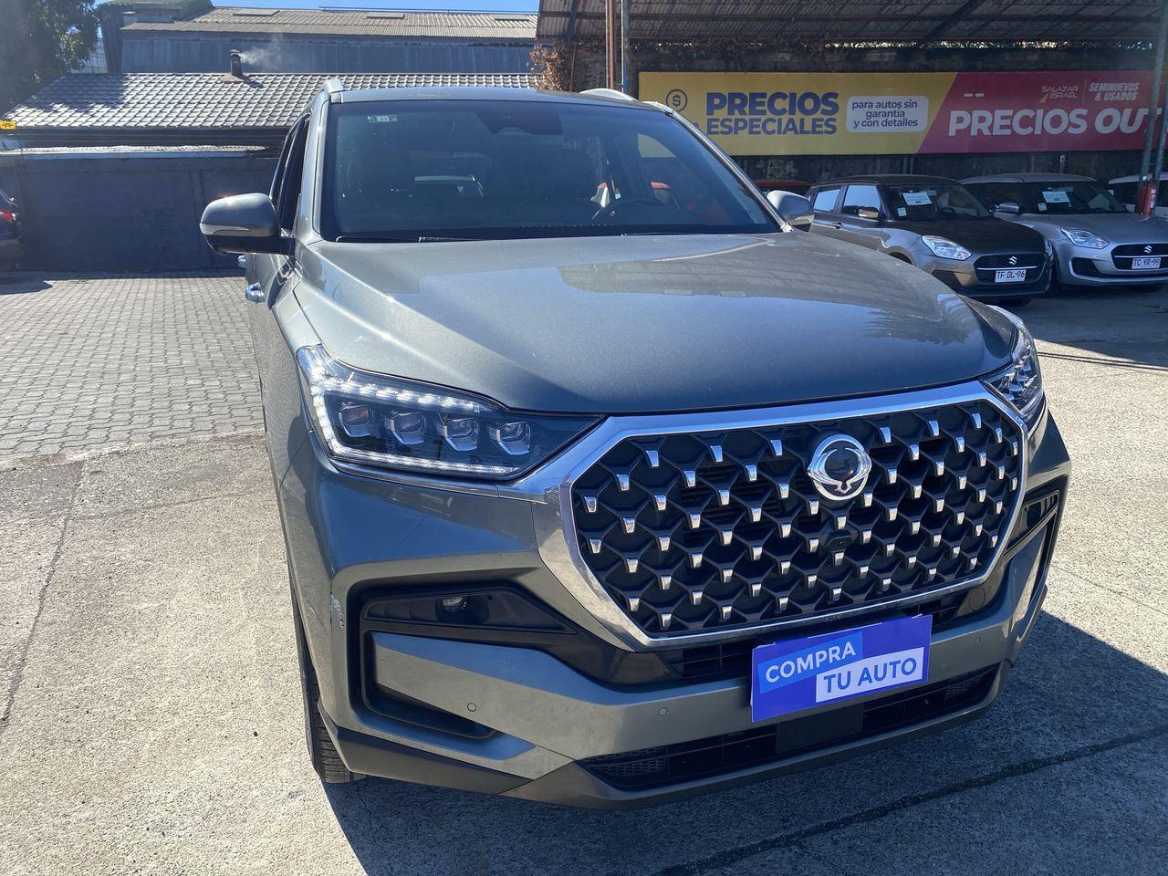 Station Wagon Ssangyong New Rexton