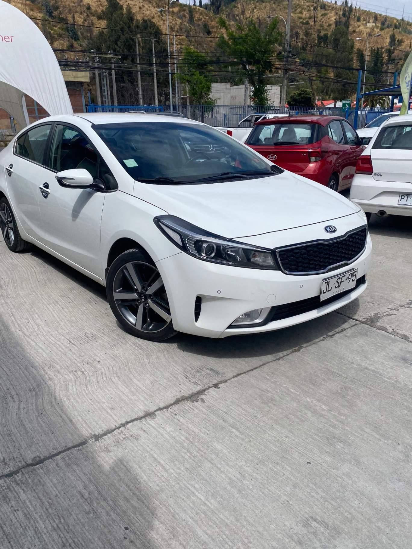 Sedan Kia Cerato