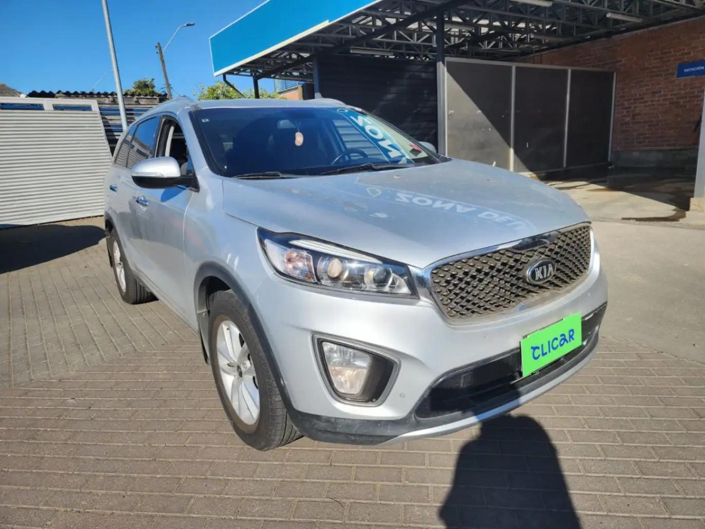 Station Wagon Kia Sorento