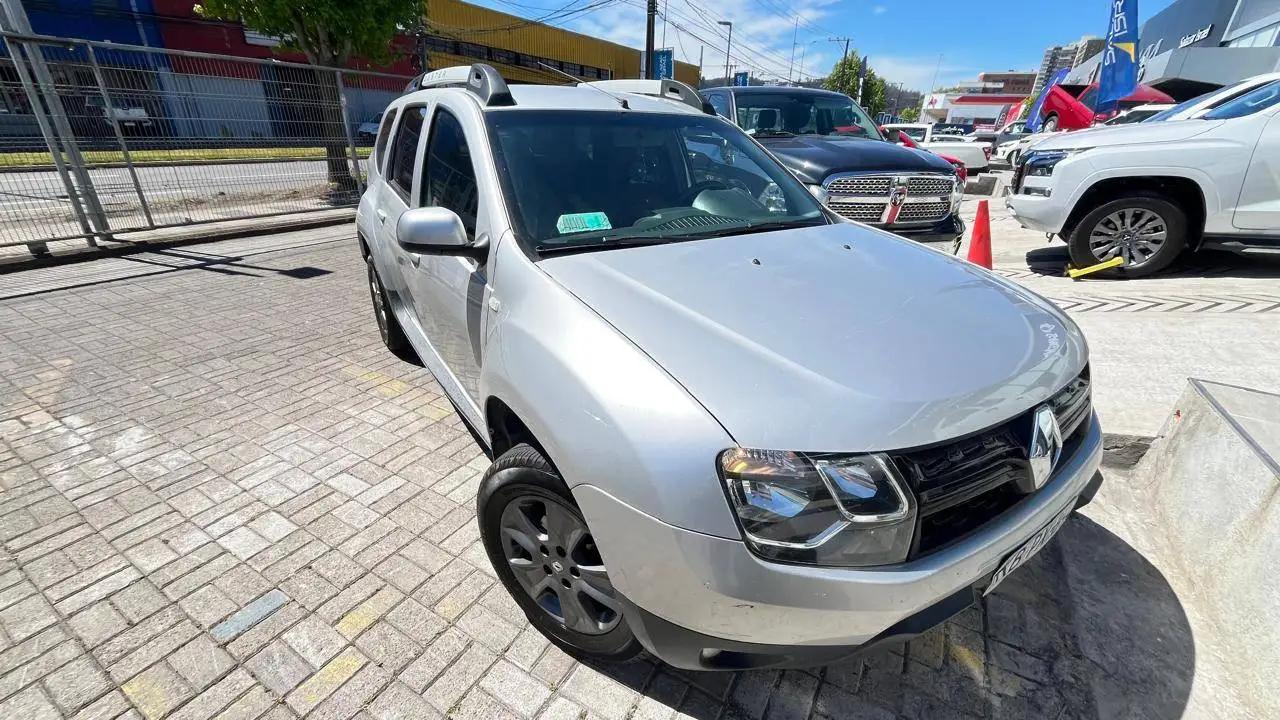 Station Wagon Renault Duster