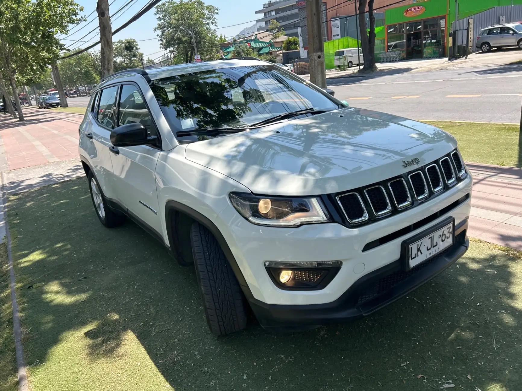 Station Wagon Jeep Compass
