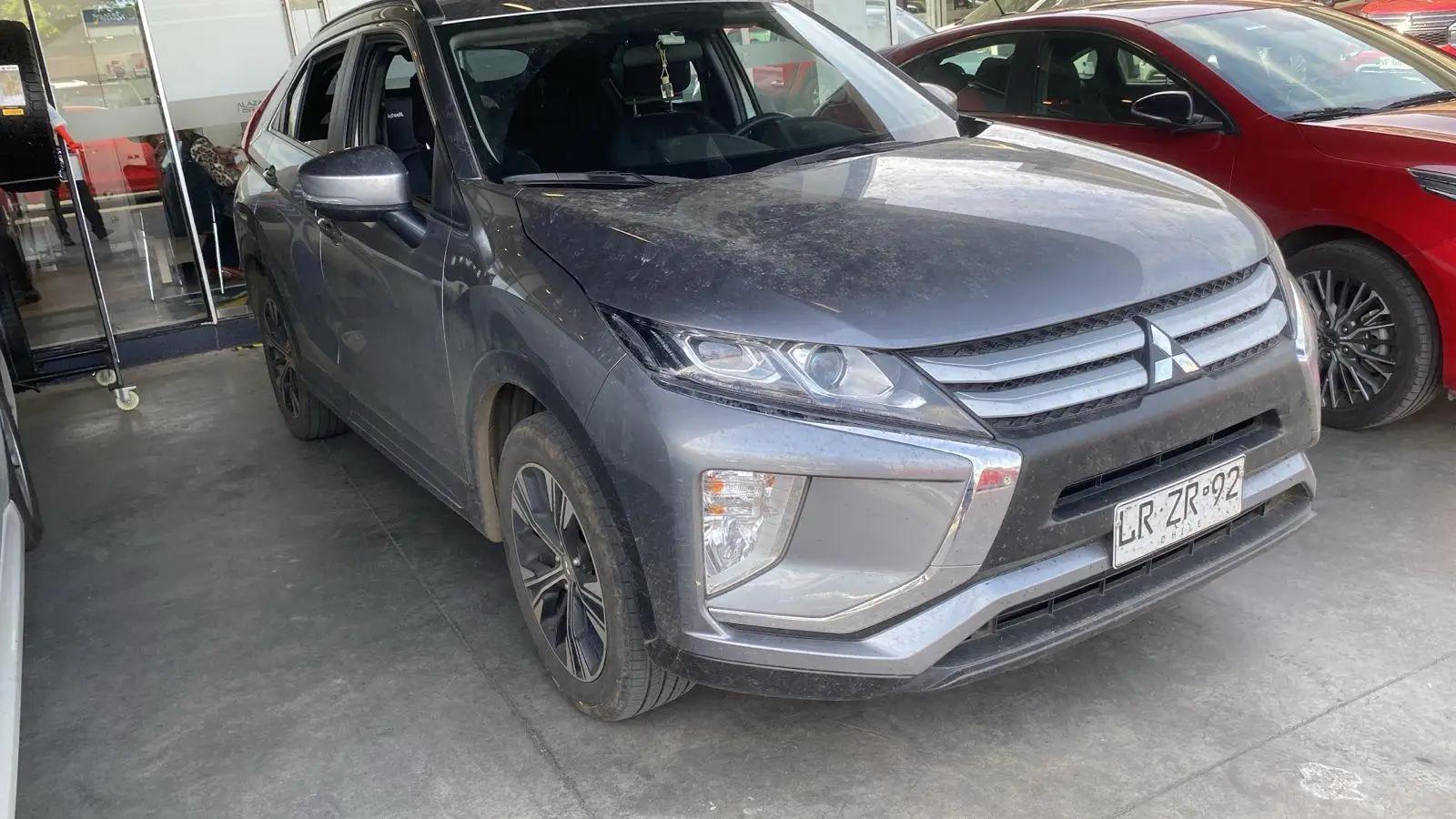 Station Wagon Mitsubishi Eclipse