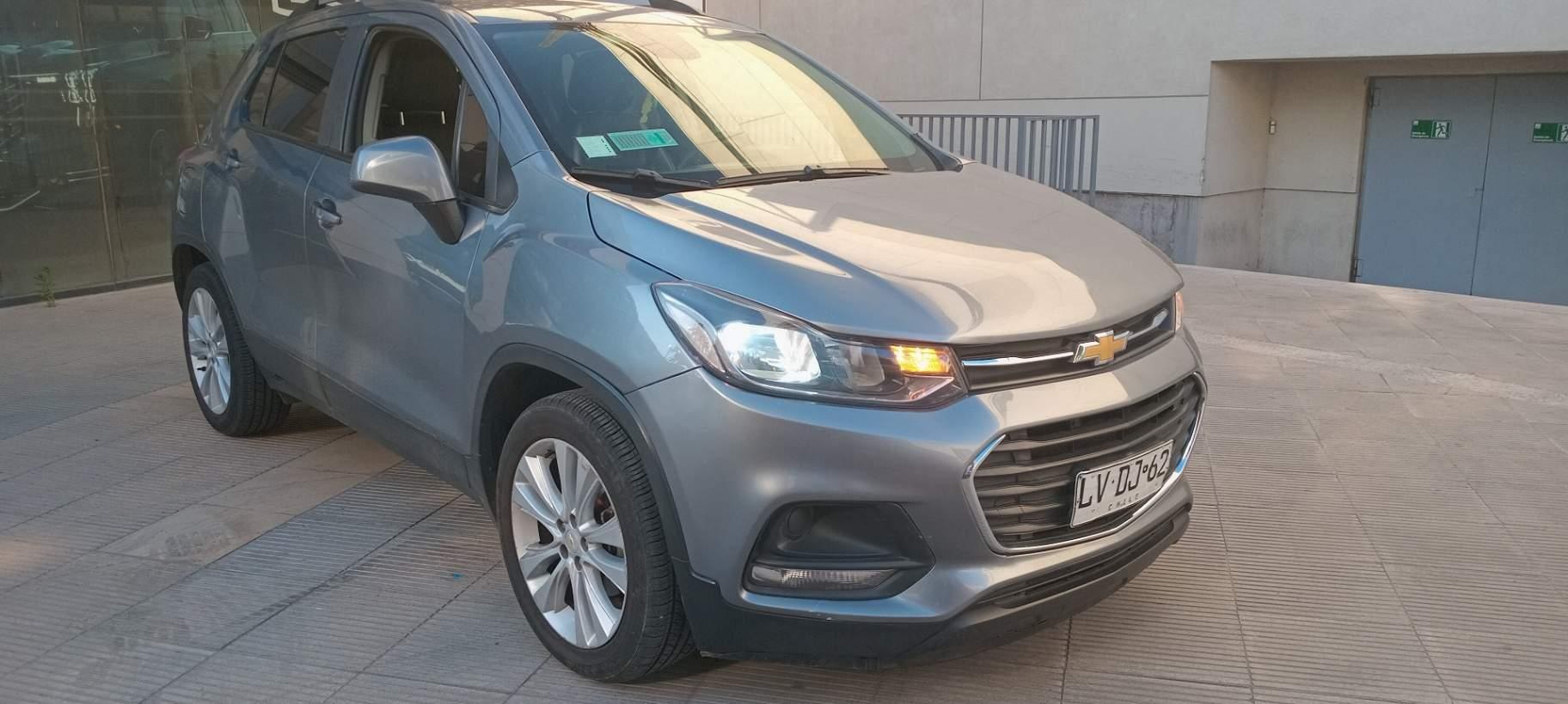 Station Wagon Chevrolet Tracker