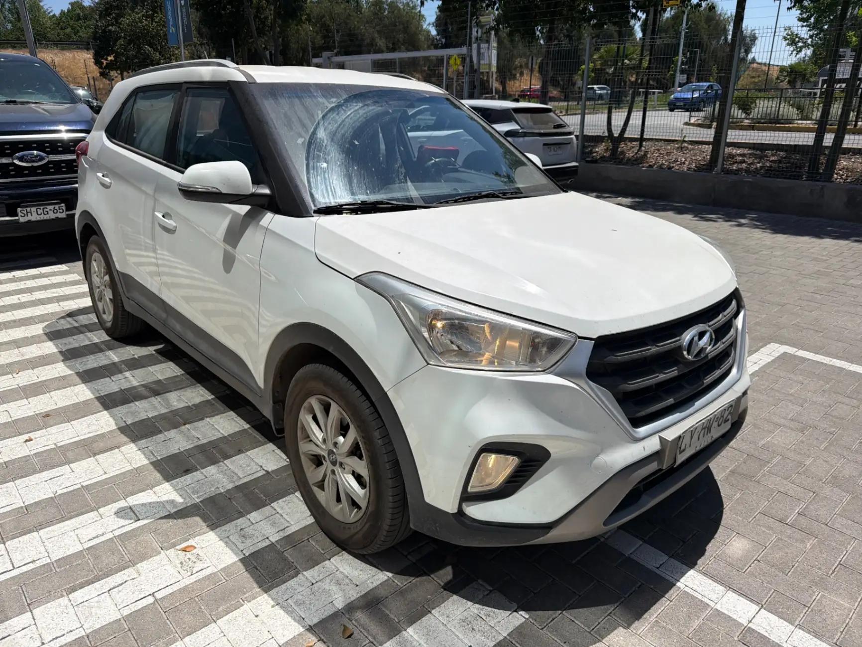 Station Wagon Hyundai Creta
