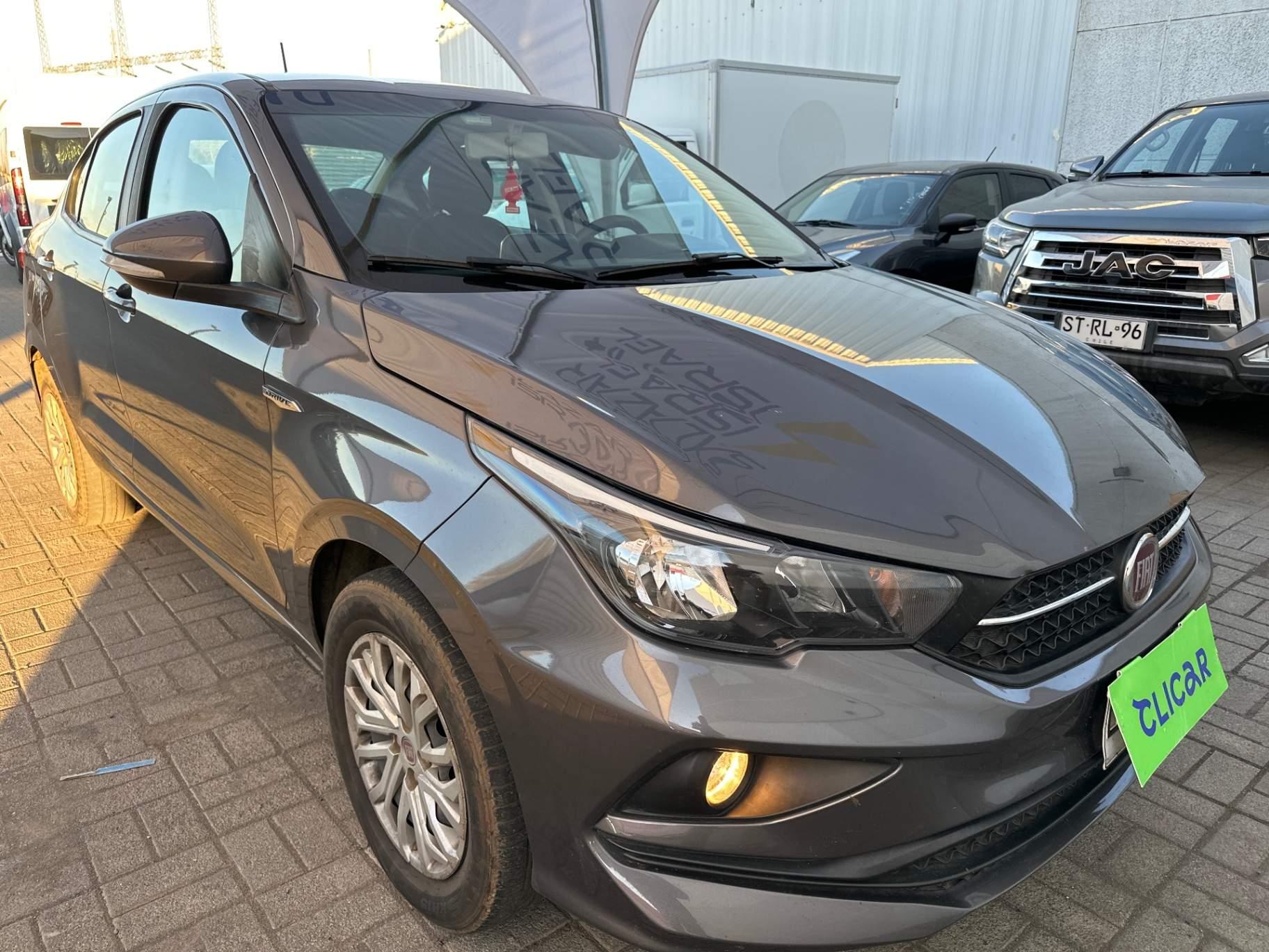 Automovil Fiat Cronos