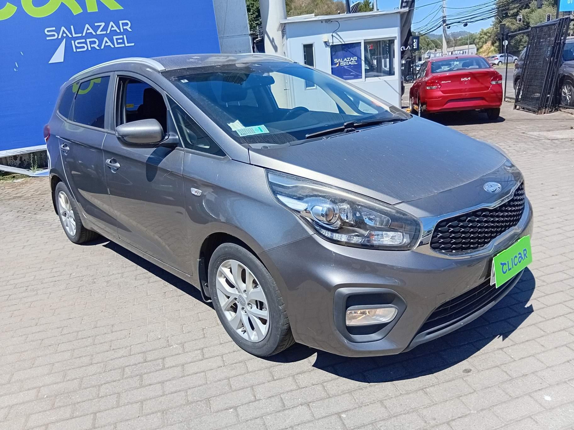 Suv Kia Carens