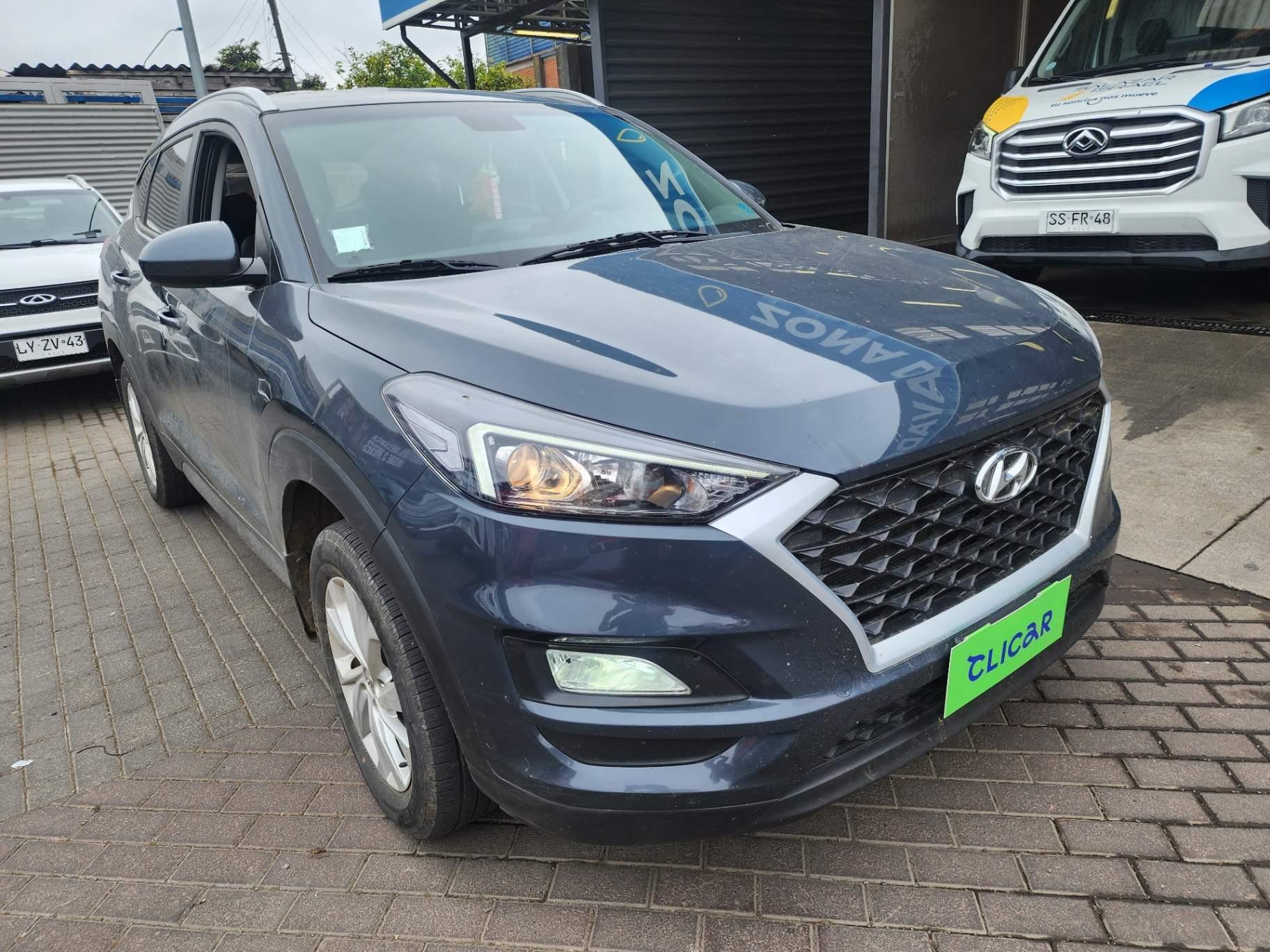 Station Wagon Hyundai Tucson