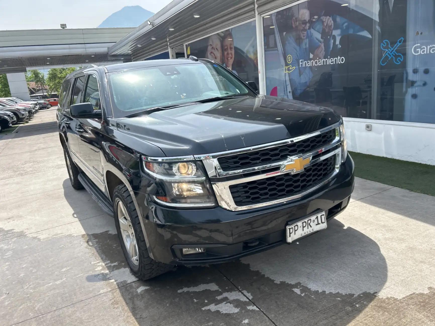 Station Wagon Chevrolet Suburban