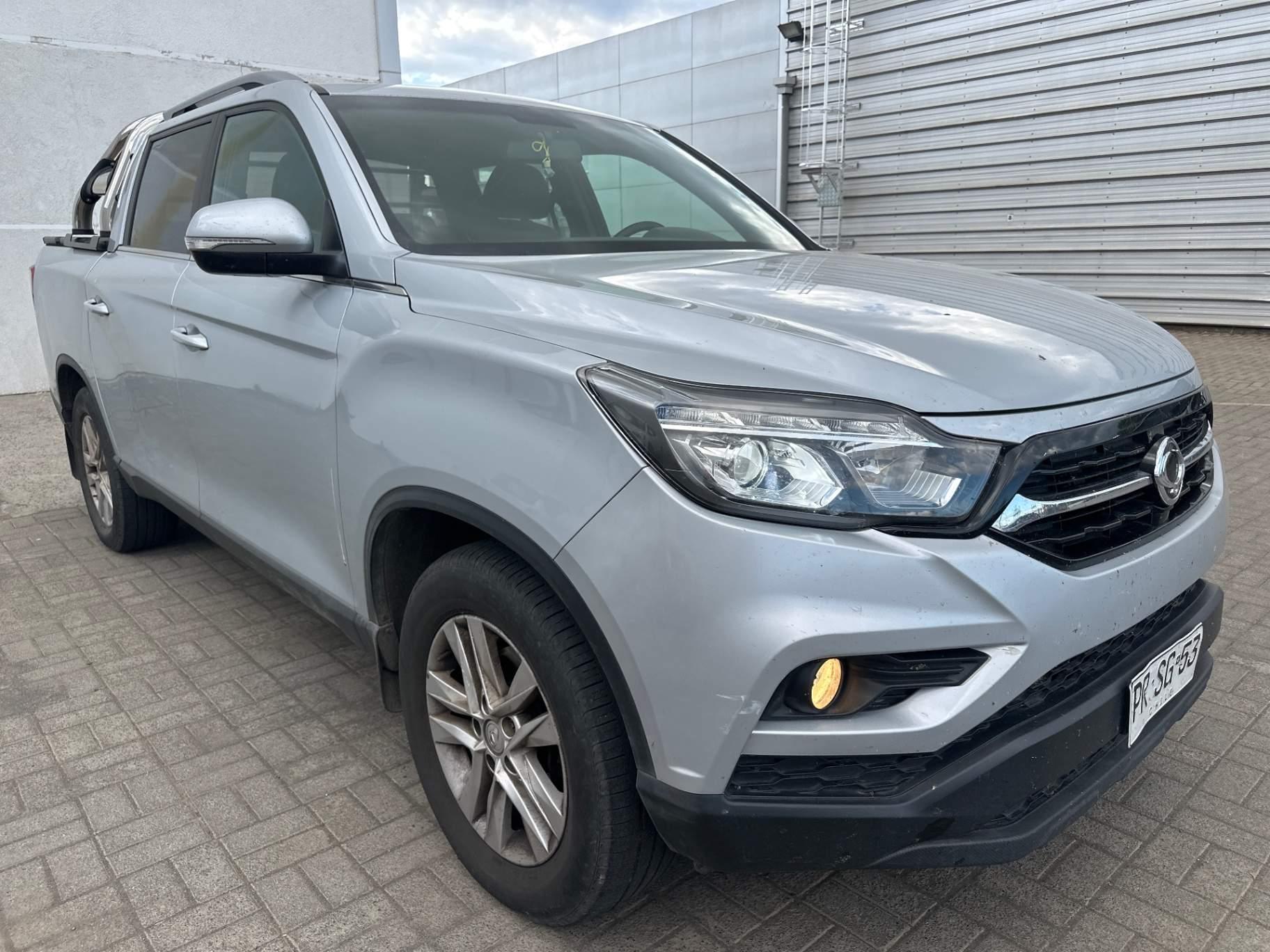 Camioneta Ssangyong Musso