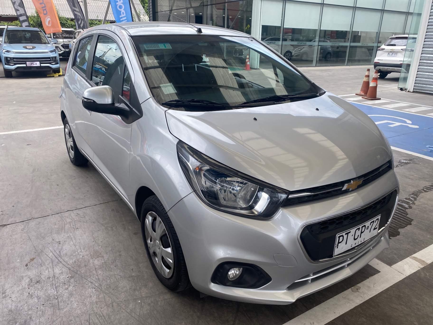Hatchback Chevrolet Spark Gt