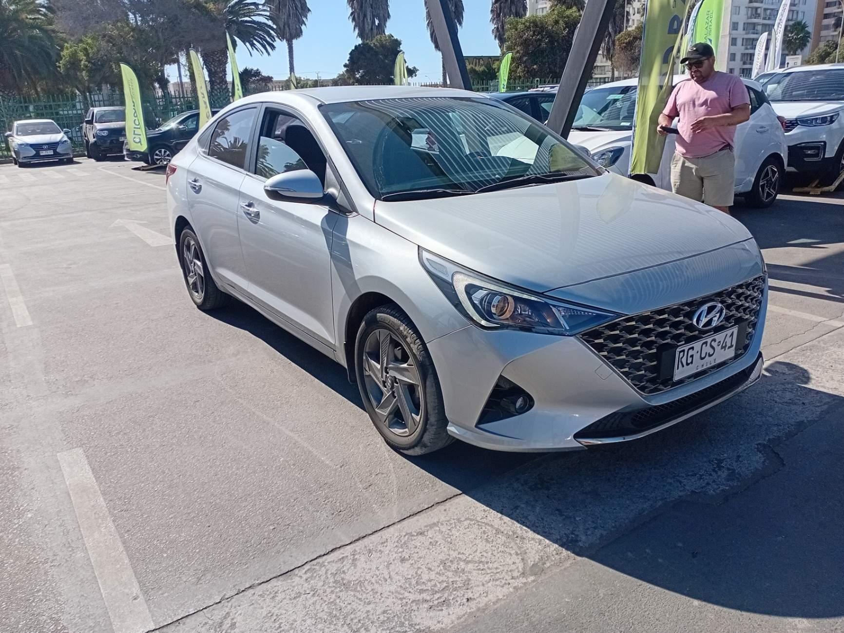 Automovil Hyundai Accent