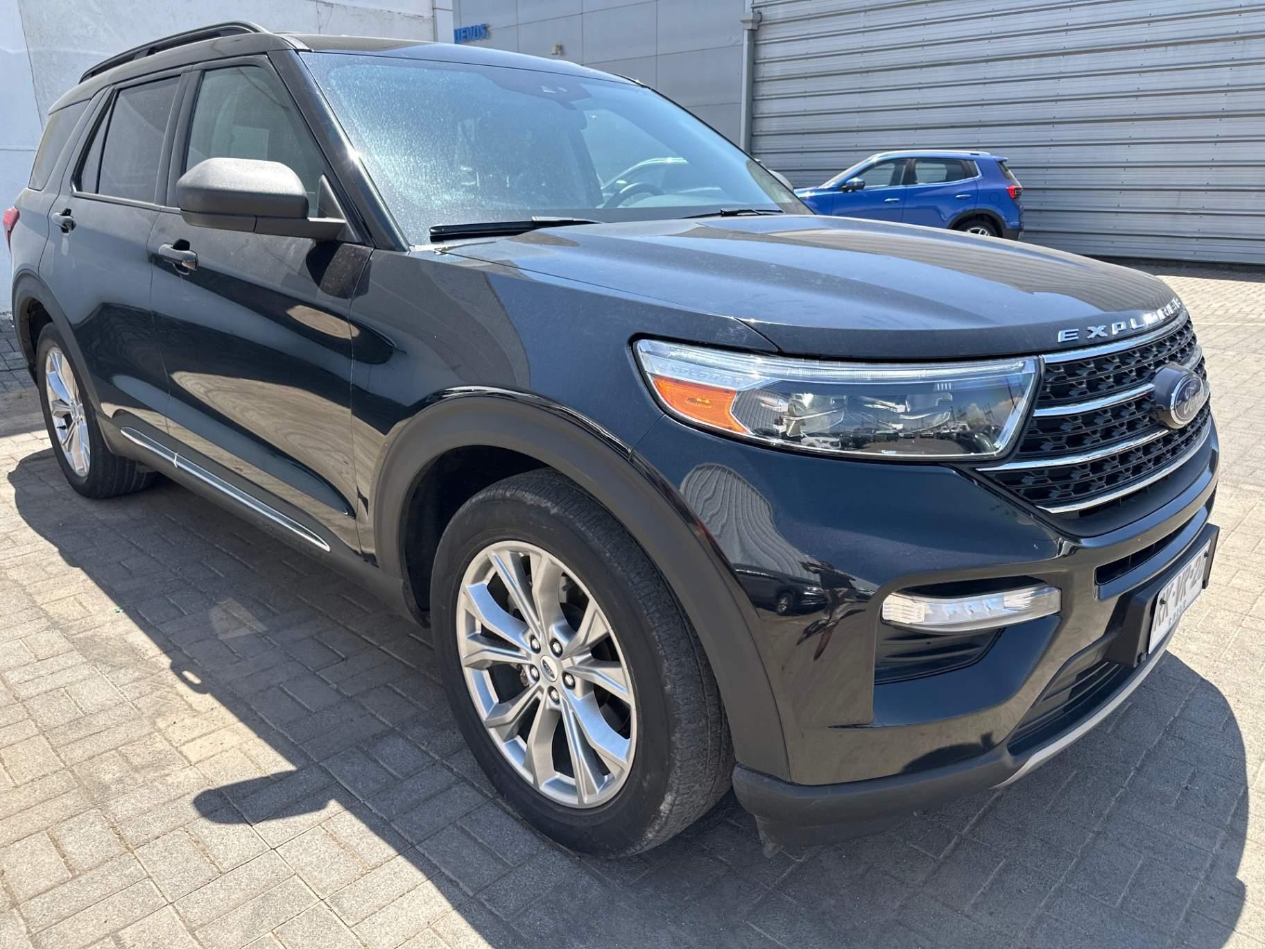 Station Wagon Ford Explorer