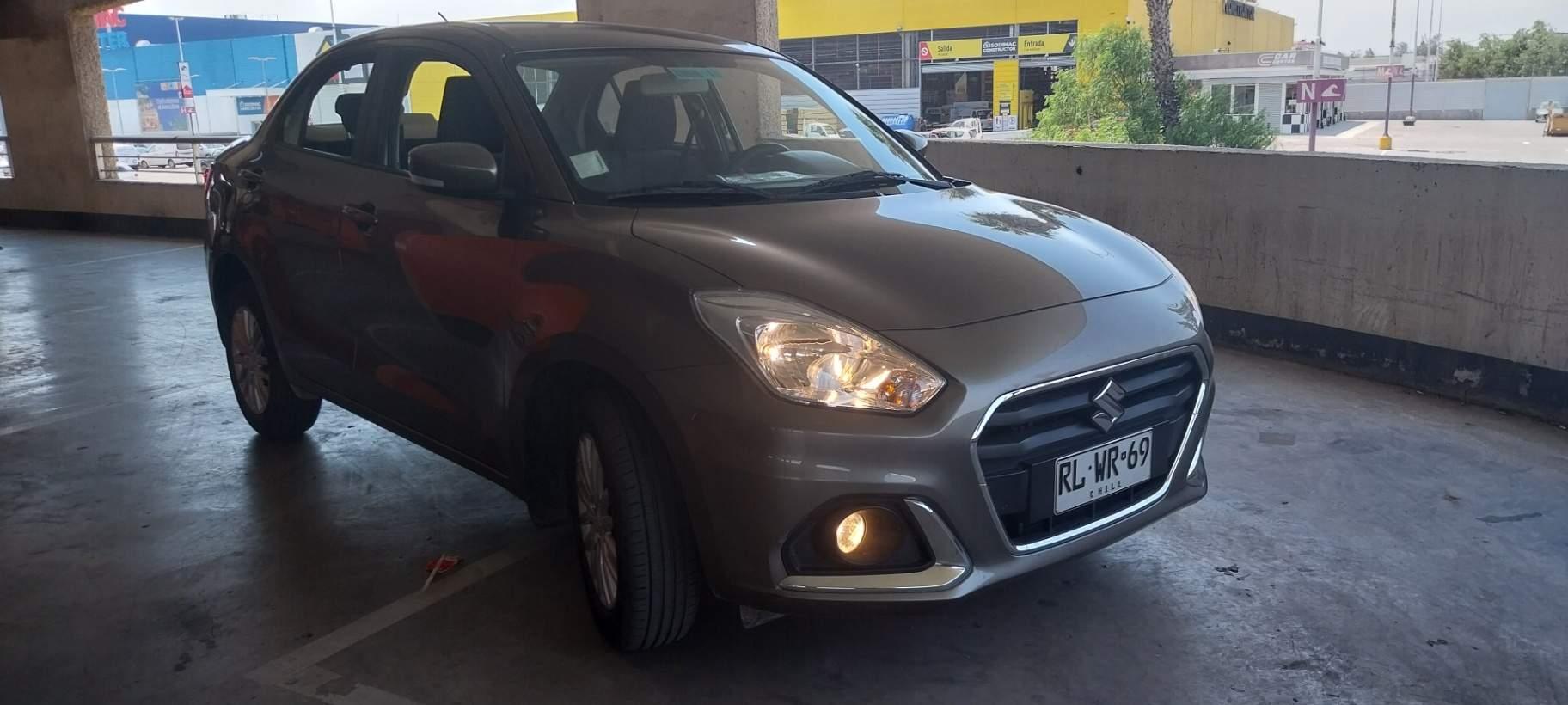 Automovil Suzuki Dzire