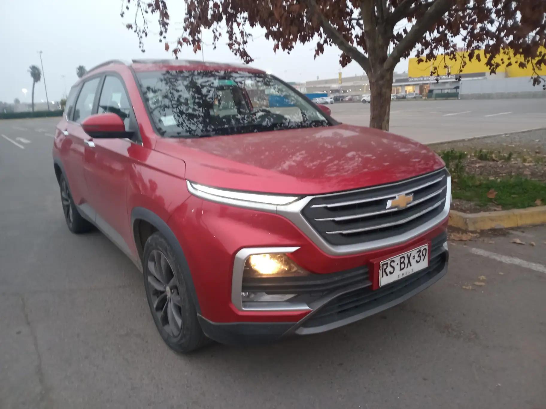 Station Wagon Chevrolet Captiva