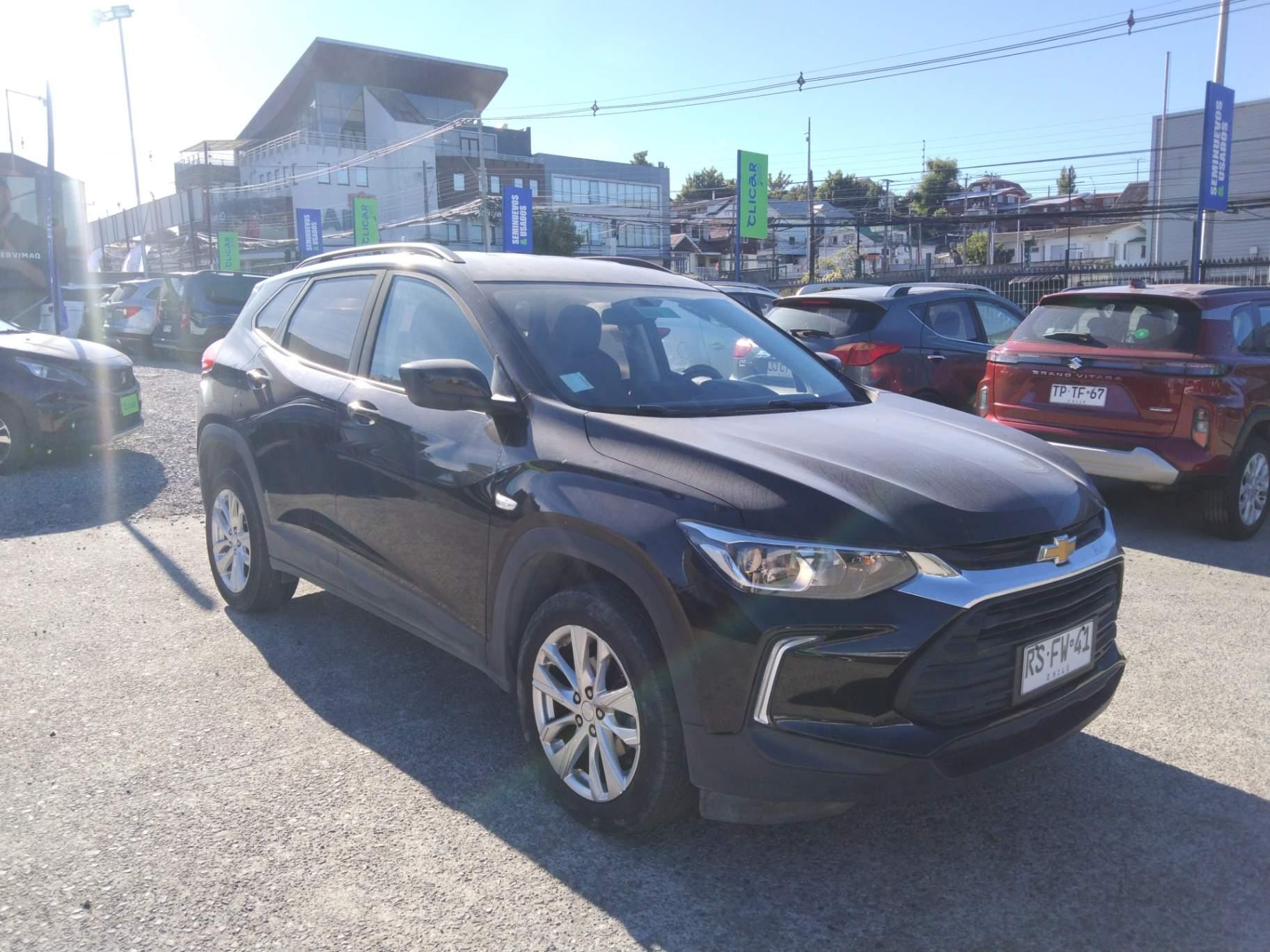 Station Wagon Chevrolet Tracker