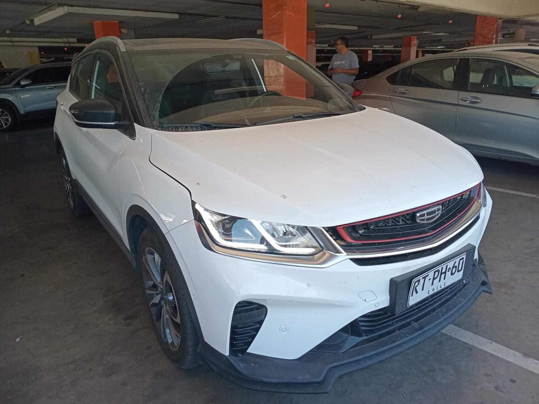 Station Wagon Geely Coolray