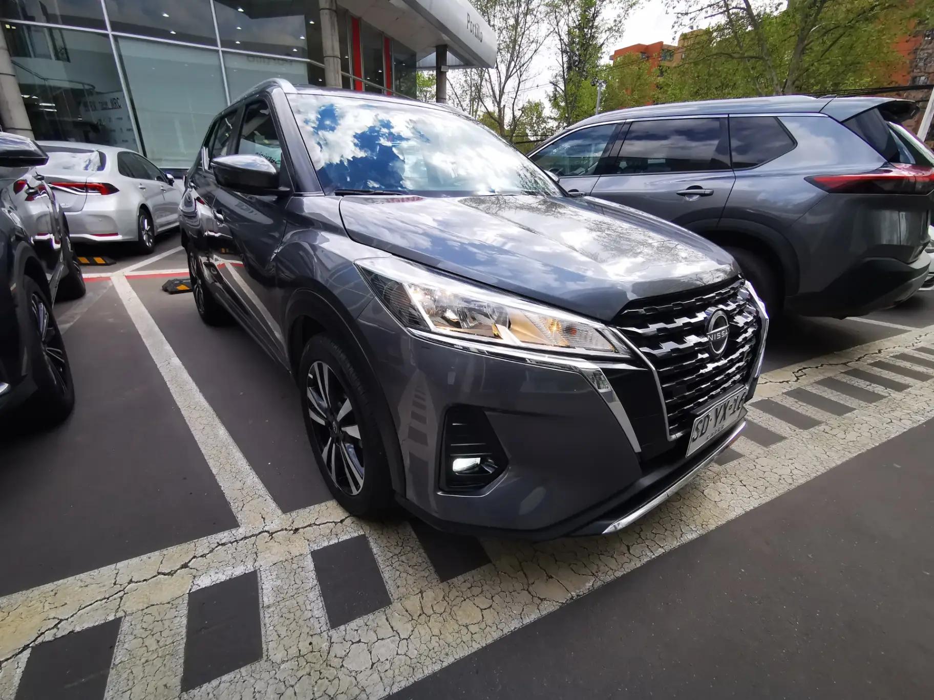 Station Wagon Nissan Kicks