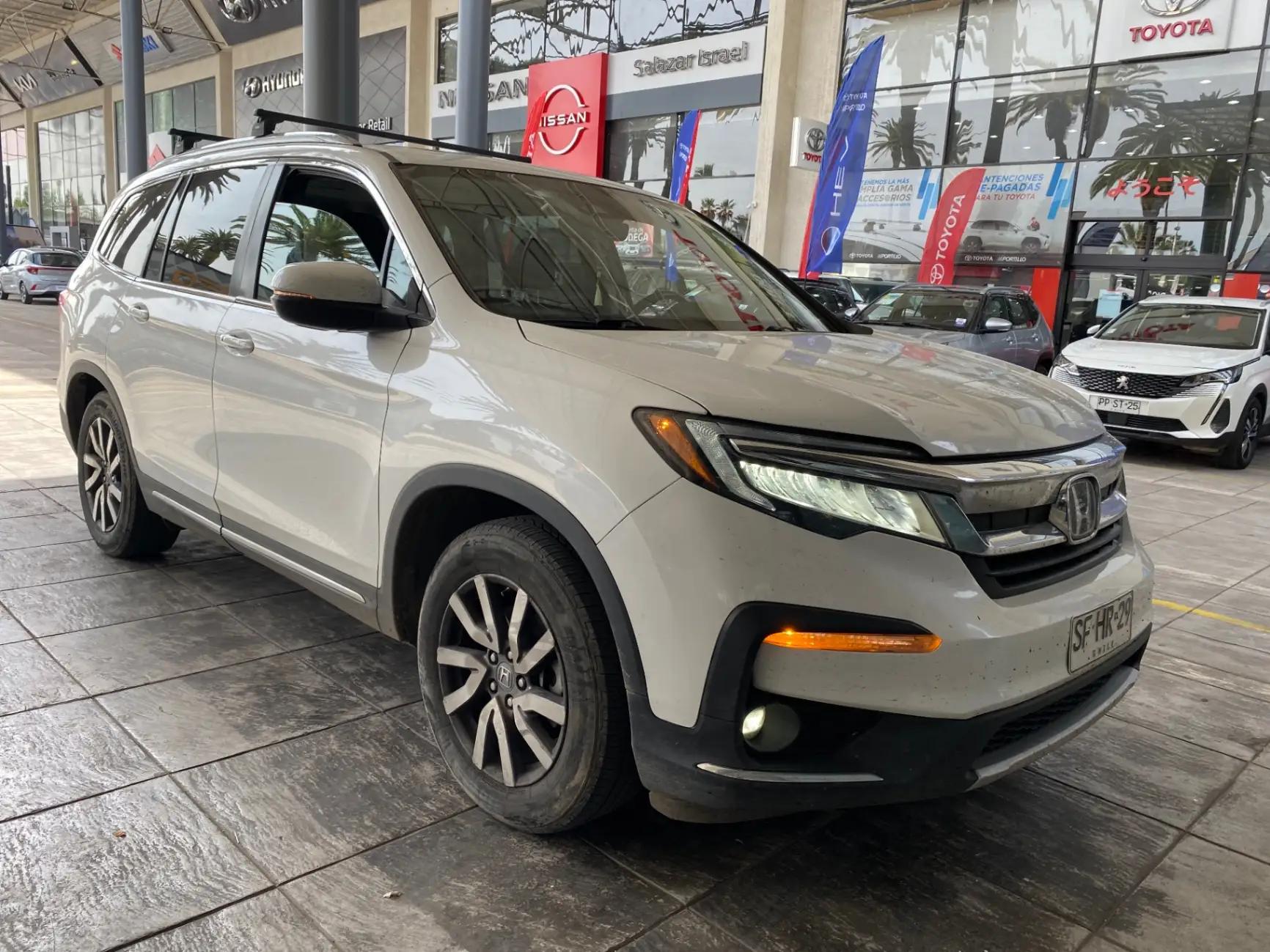 Station Wagon Honda Pilot