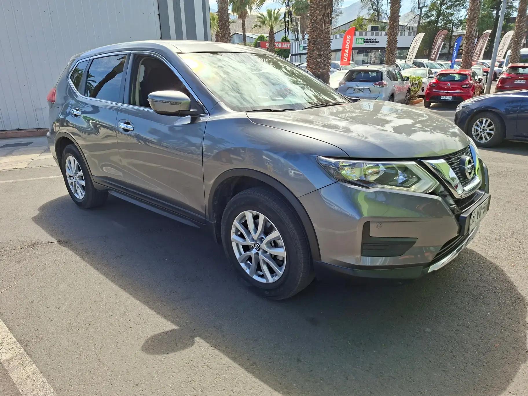 Station Wagon Nissan X-trail