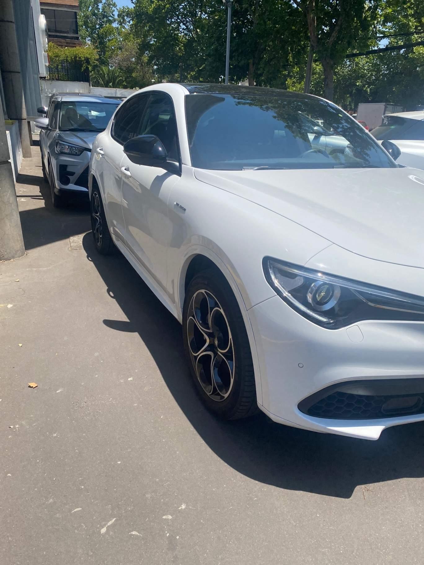 Suv Alfa Romeo Stelvio