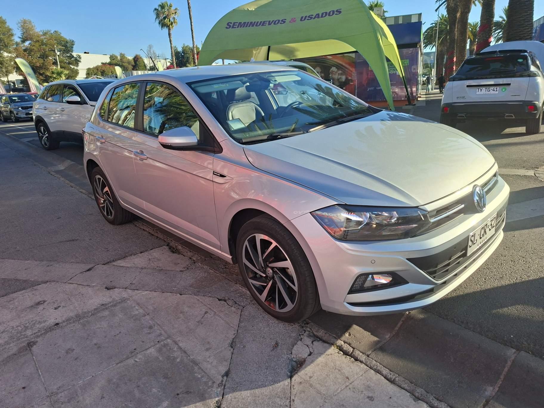 Automovil Volkswagen Polo