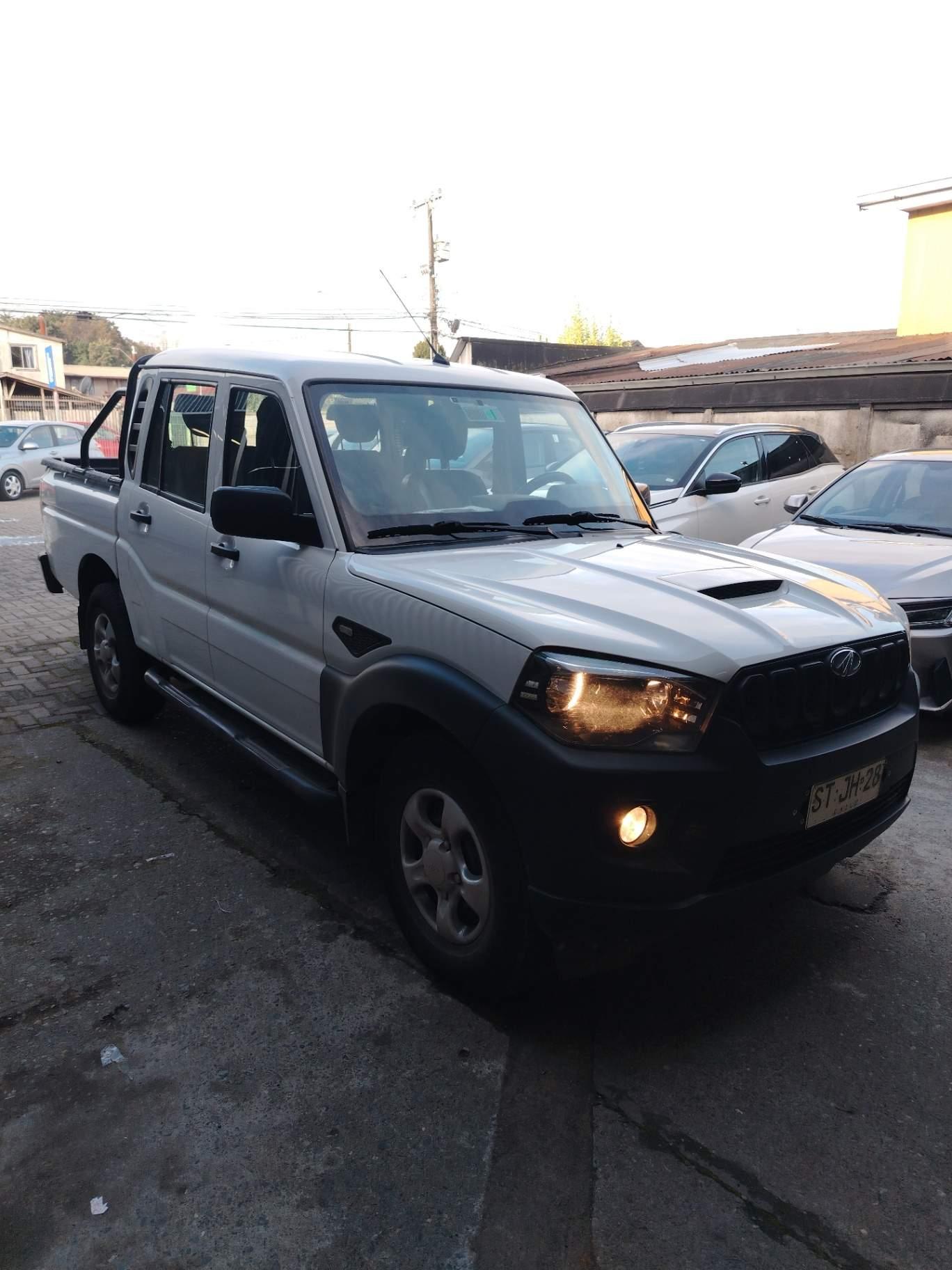 Camioneta Mahindra Pick Up