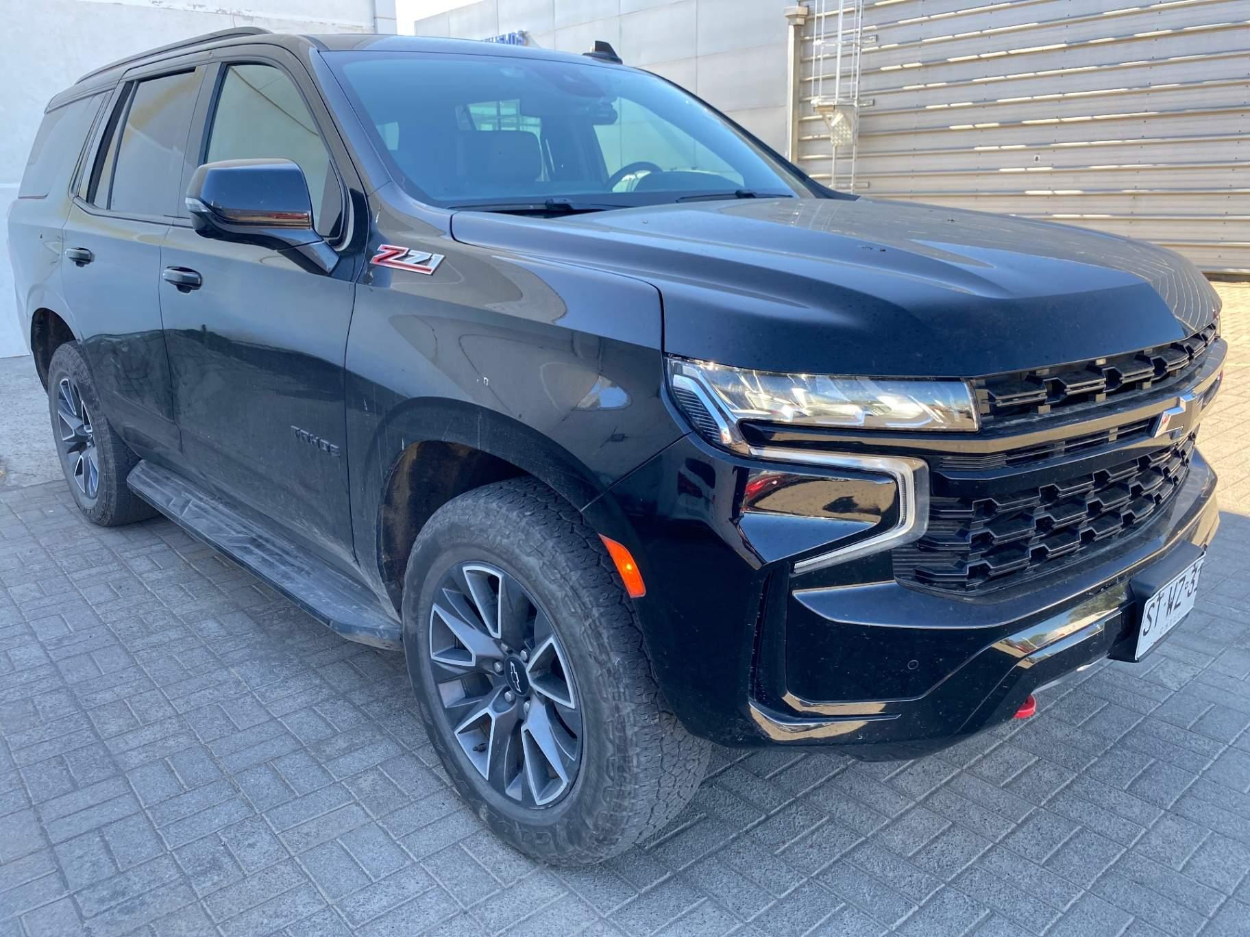 Station Wagon Chevrolet Tahoe