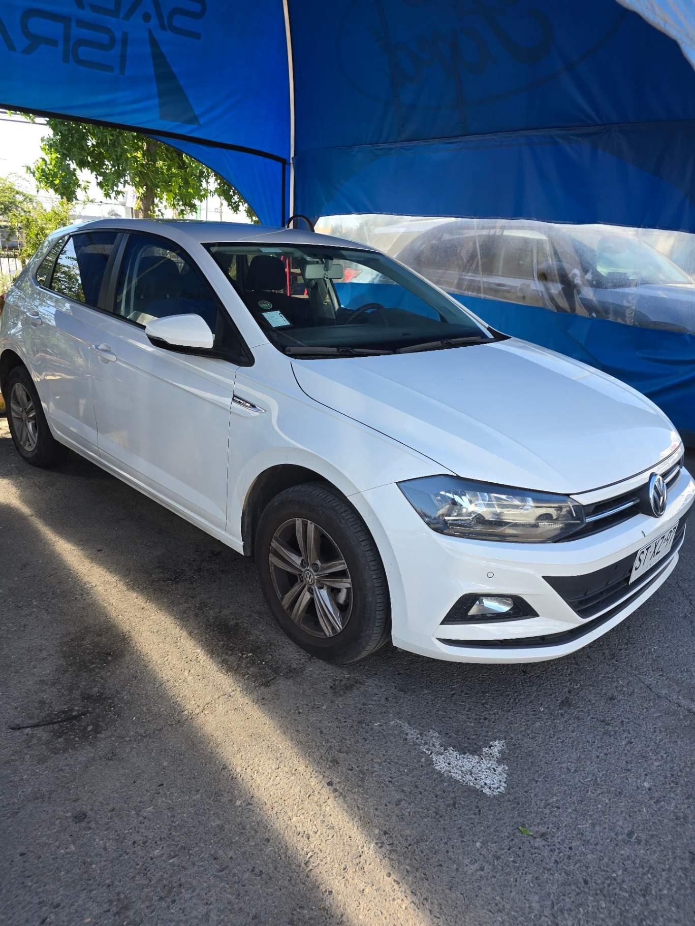 Automovil Volkswagen Polo