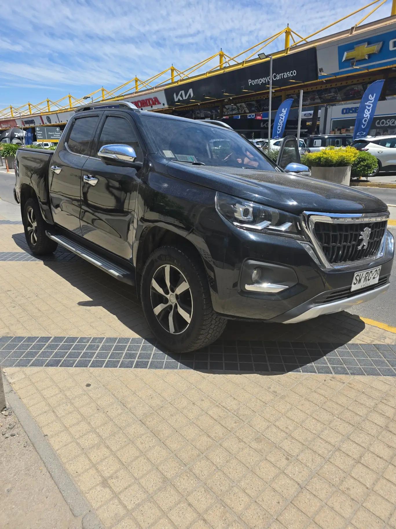 Camioneta Peugeot Landtrek