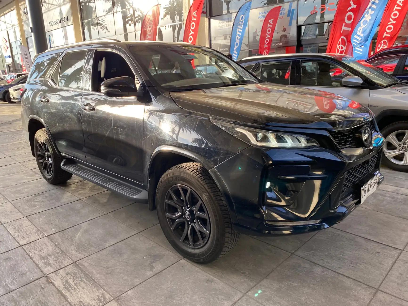 Station Wagon Toyota Fortuner Gazoo Racing