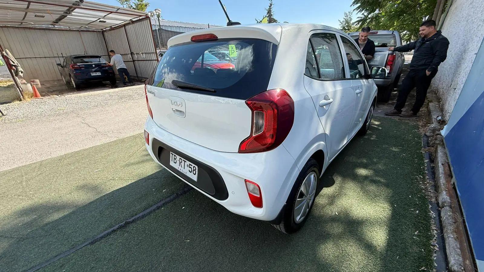 Automovil Kia Morning