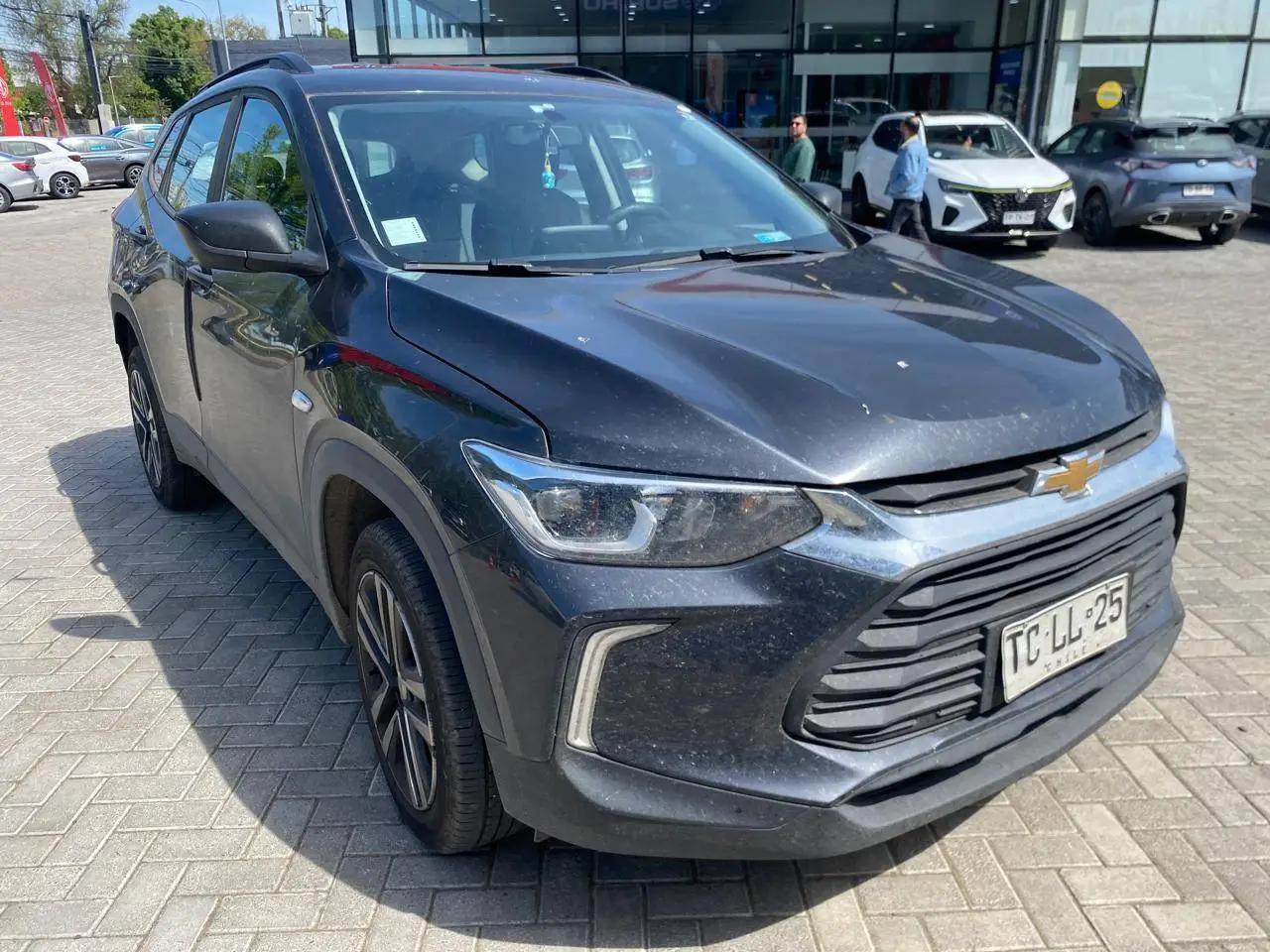 Station Wagon Chevrolet Tracker