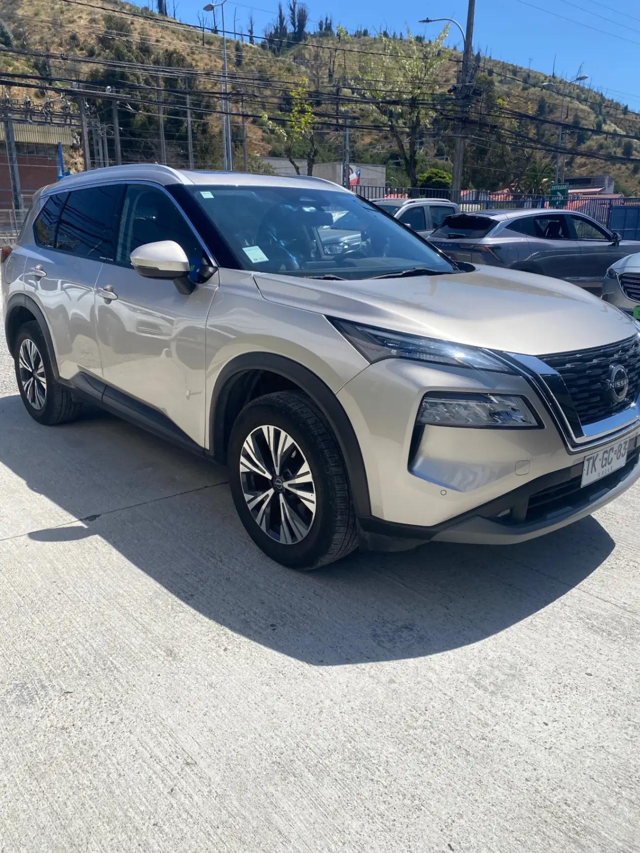 Station Wagon Nissan X-trail