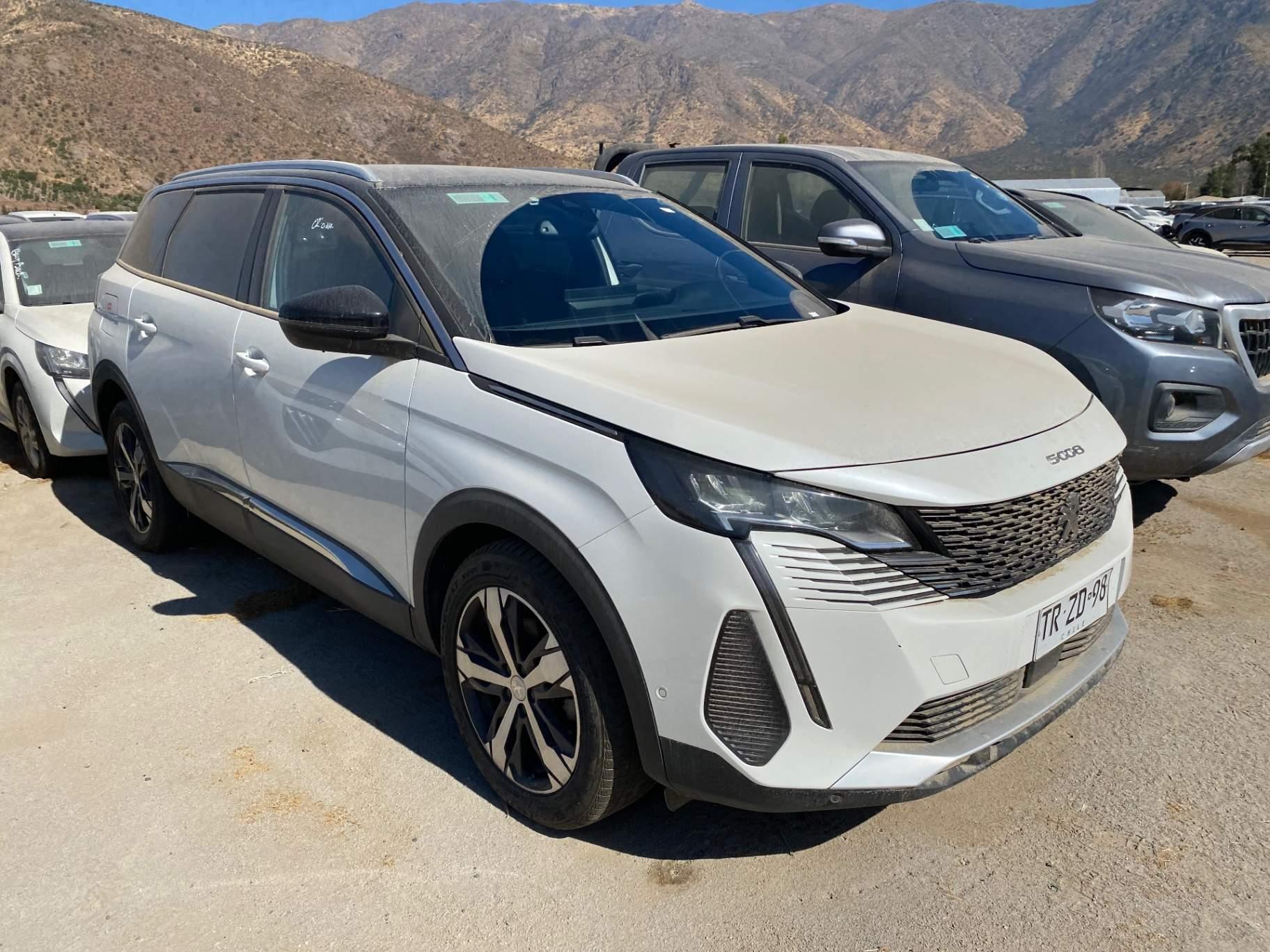 Station Wagon Peugeot 5008