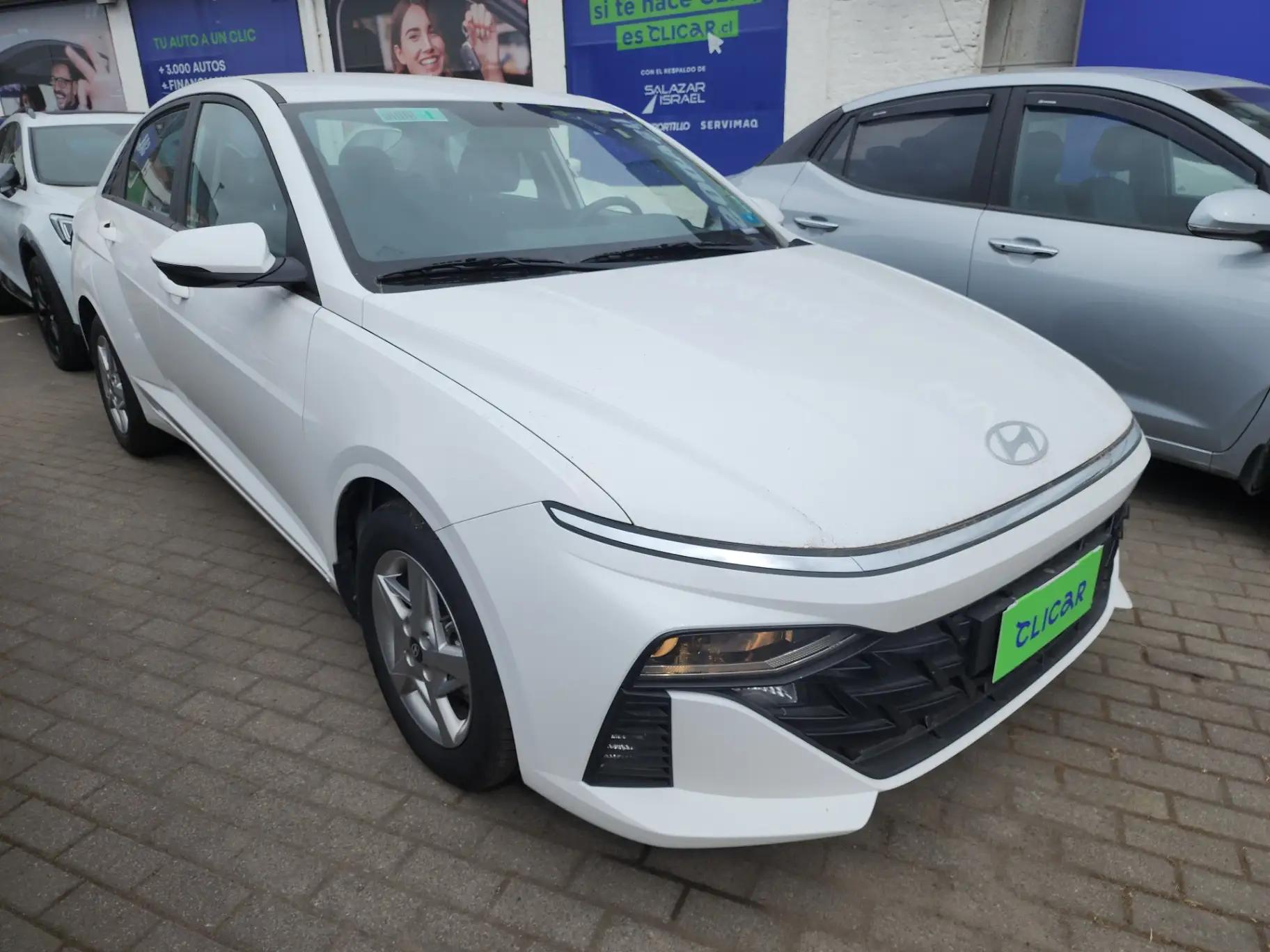 Automovil Hyundai Accent