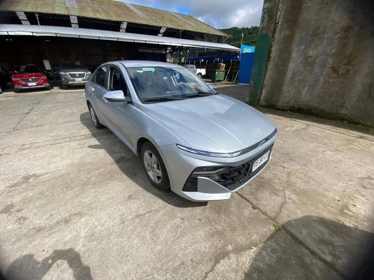 Automovil Hyundai Accent