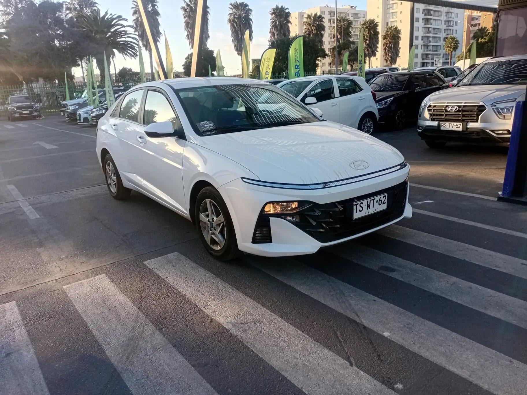 Automovil Hyundai Accent