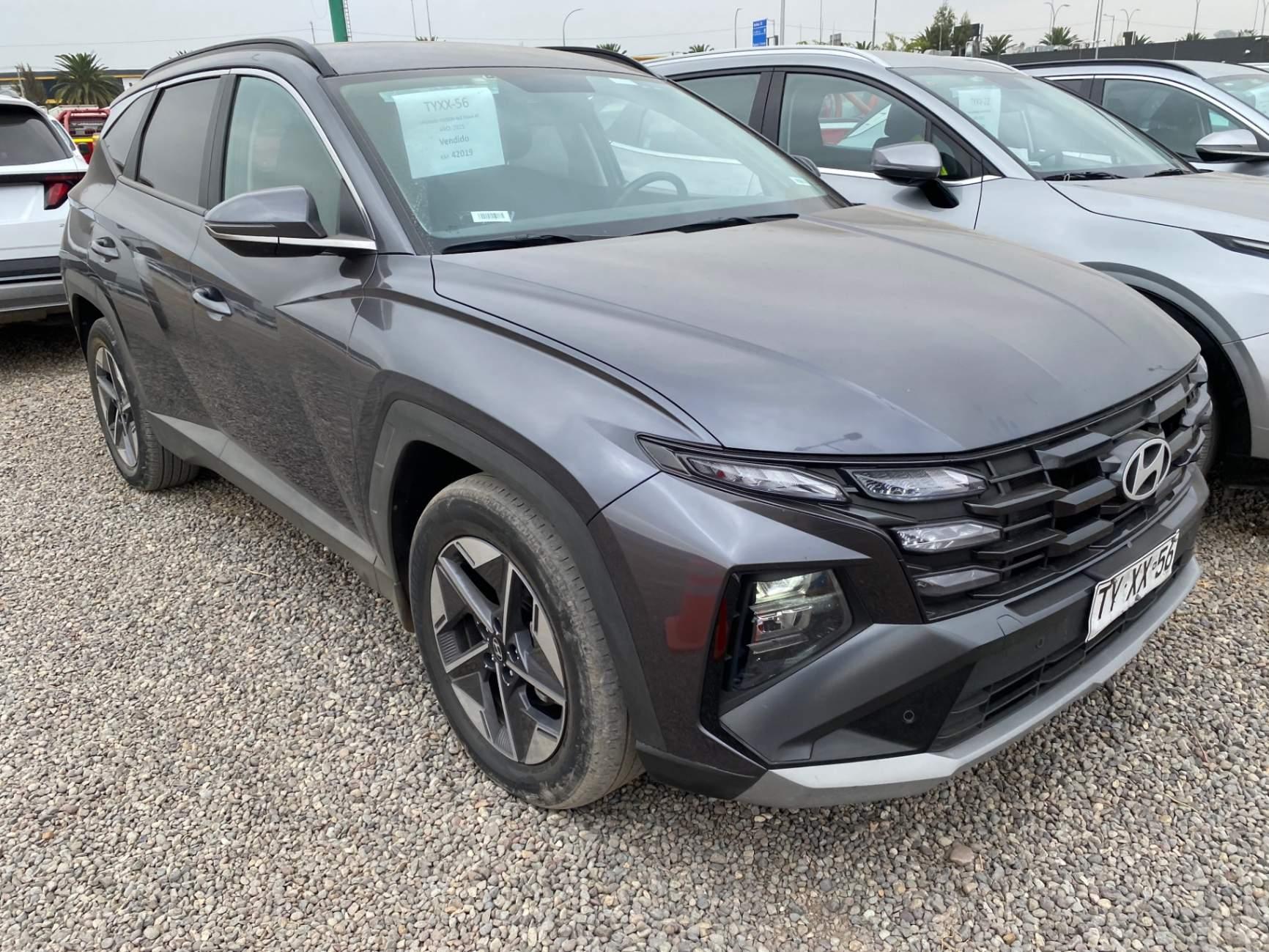 Station Wagon Hyundai Tucson