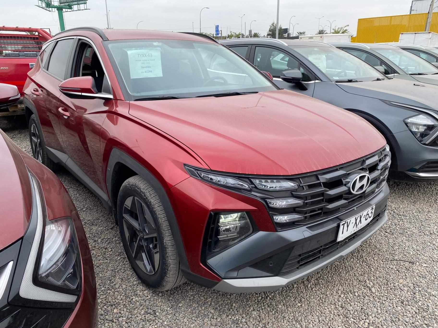 Station Wagon Hyundai Tucson