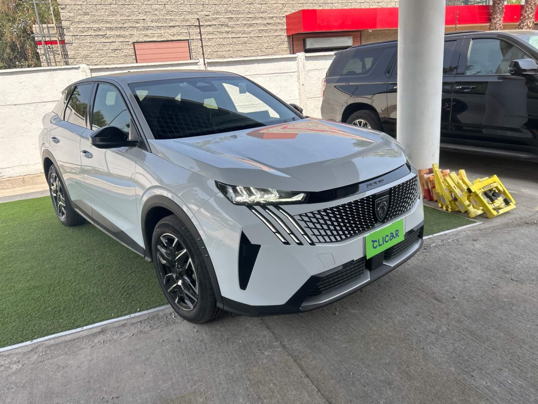 Station Wagon Peugeot 3008