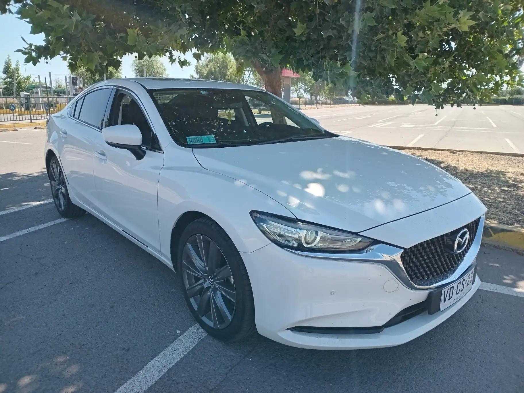 Automovil Mazda 6