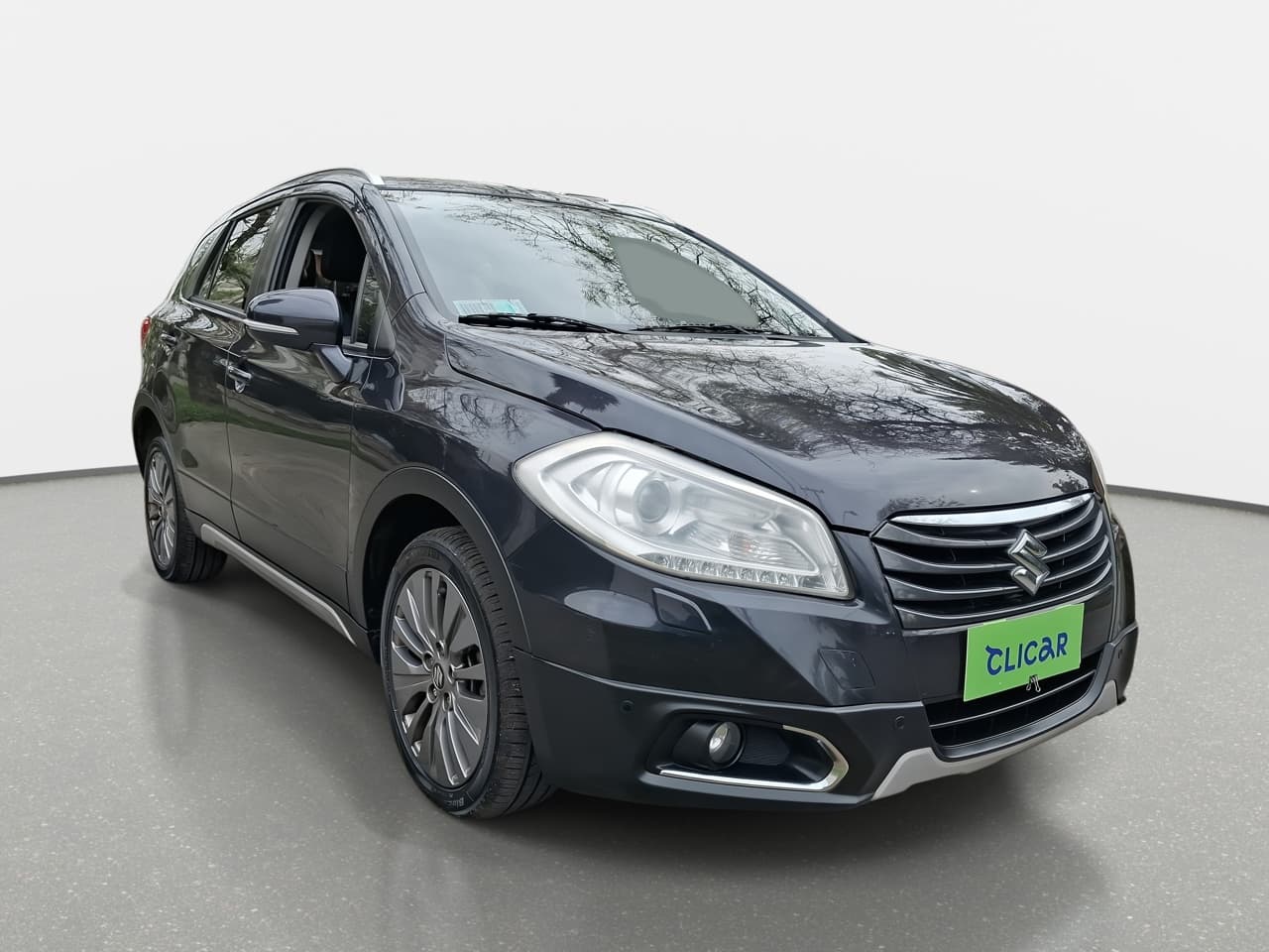 Automovil Suzuki S-cross