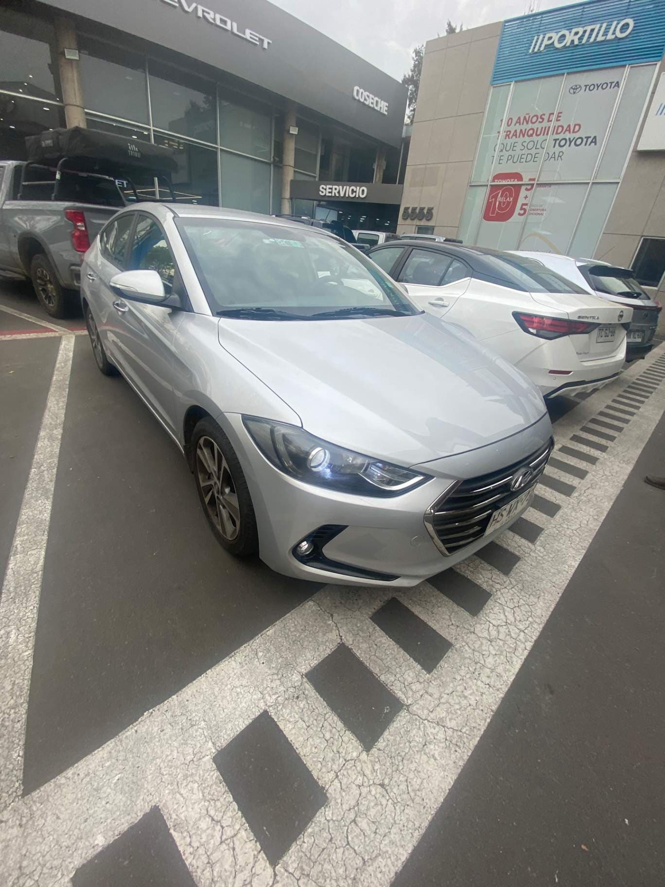 Automovil Hyundai Elantra