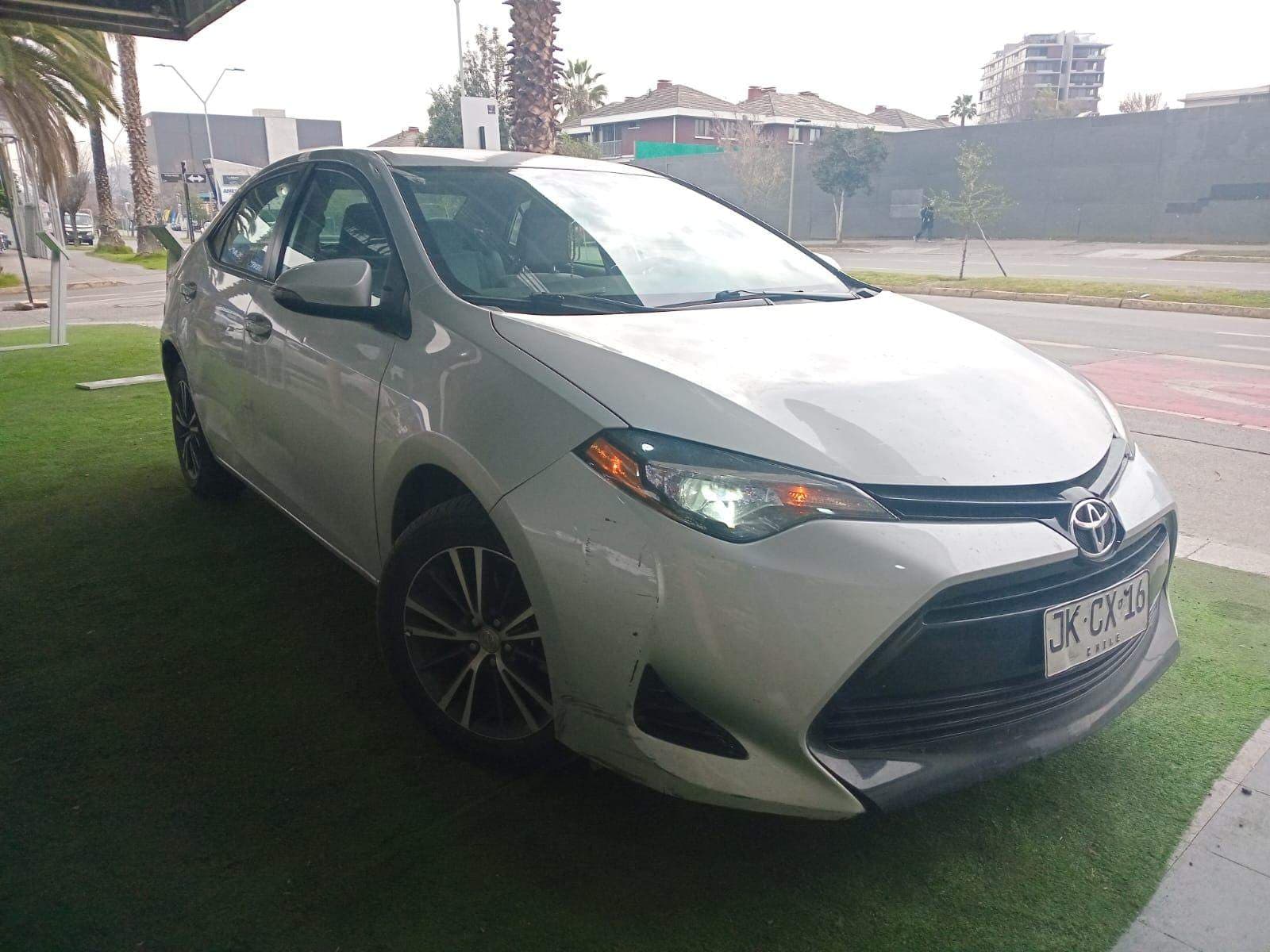 Automovil Toyota Corolla