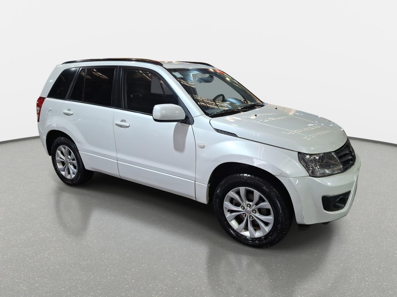 Suv Suzuki Grand Nomade