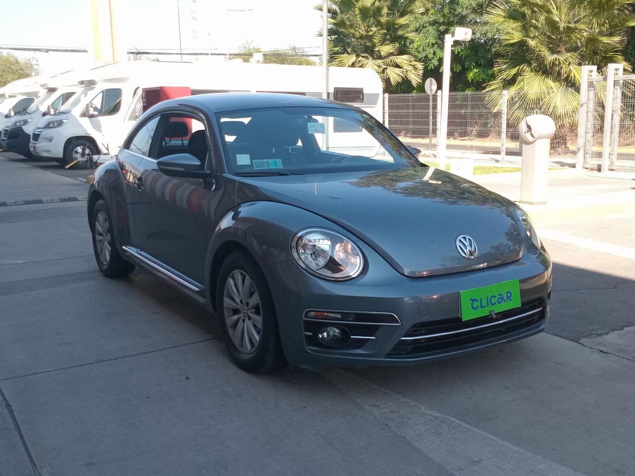 Hatchback Volkswagen Beetle