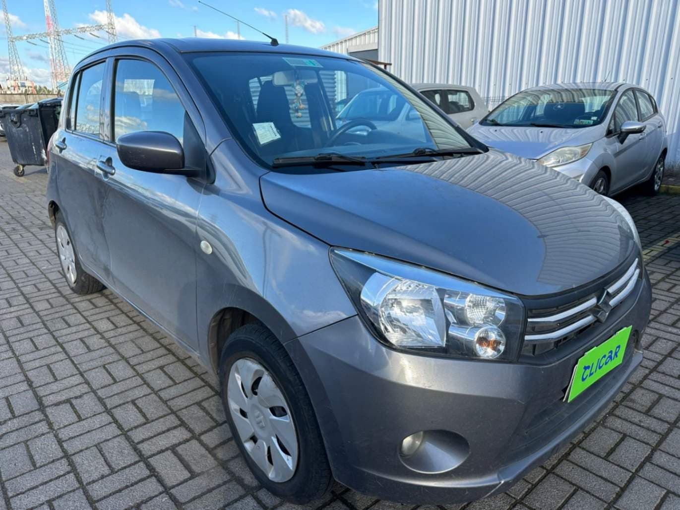 Hatchback Suzuki Celerio