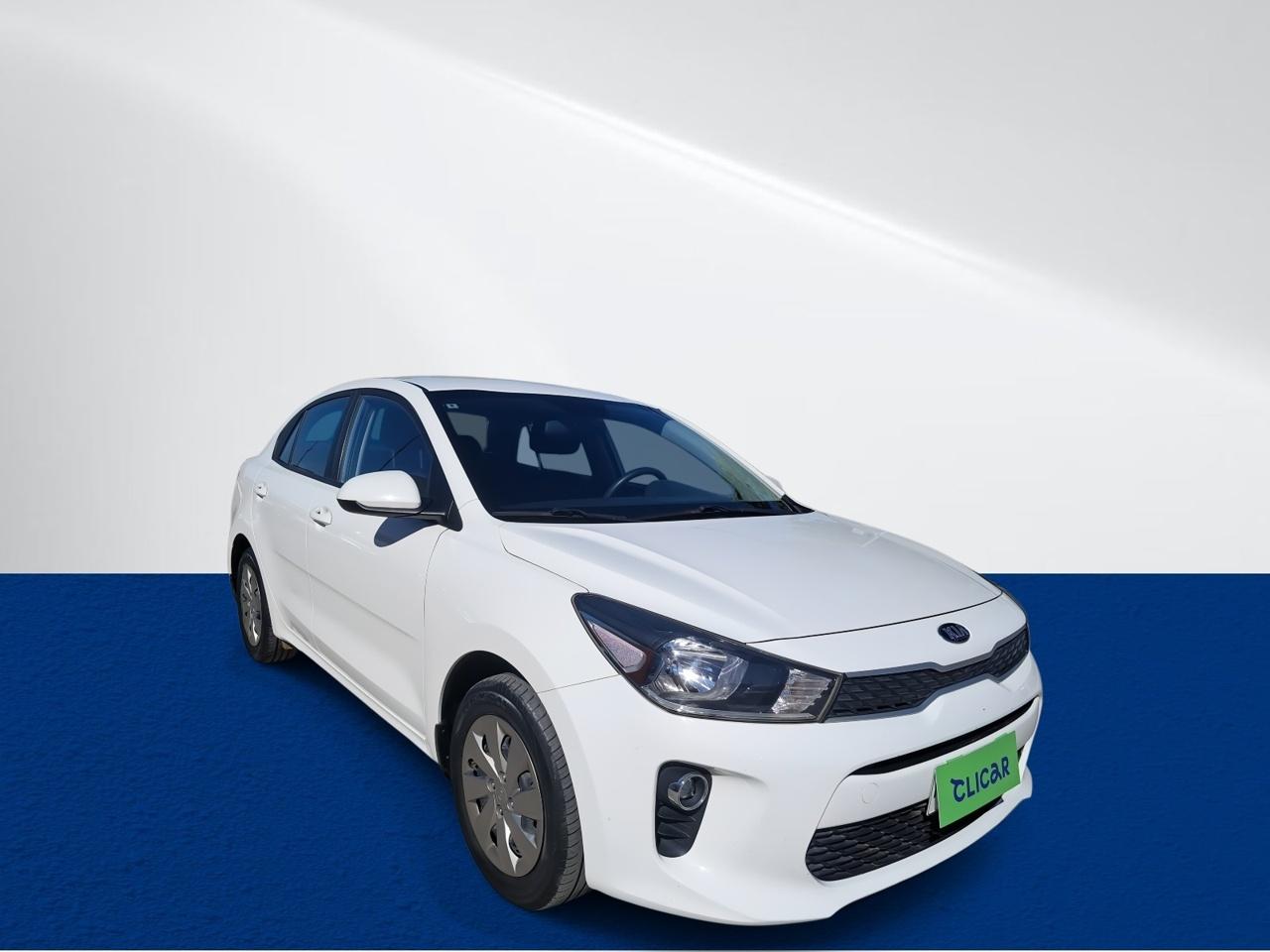Automovil Kia Rio 4