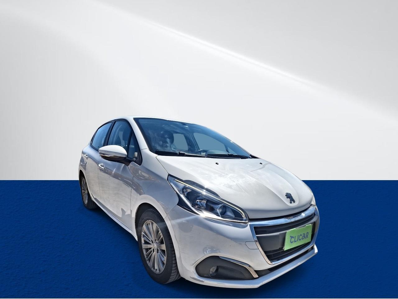 Hatchback Peugeot 208