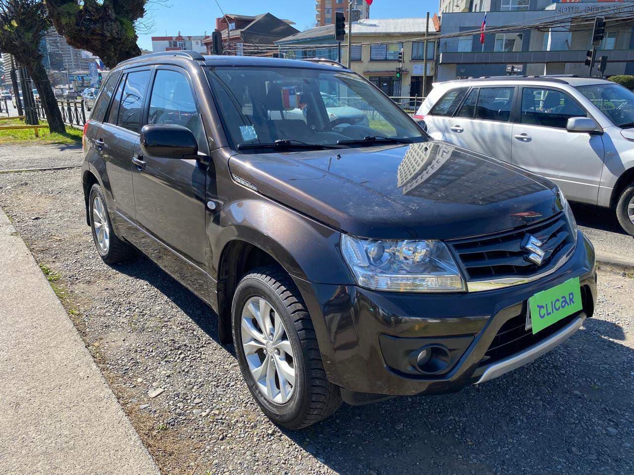 Suv Suzuki Grand Nomade